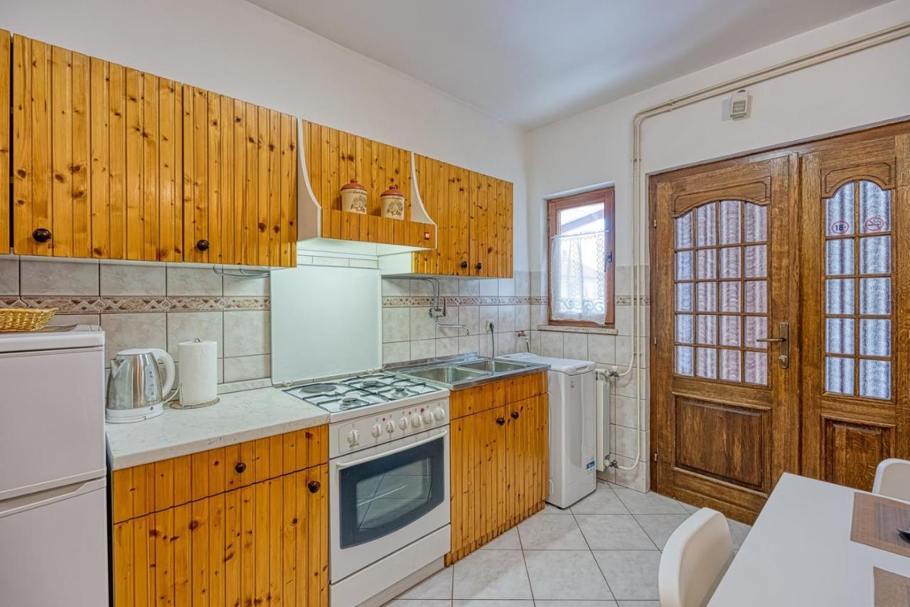 Apartment Marija Busoler *